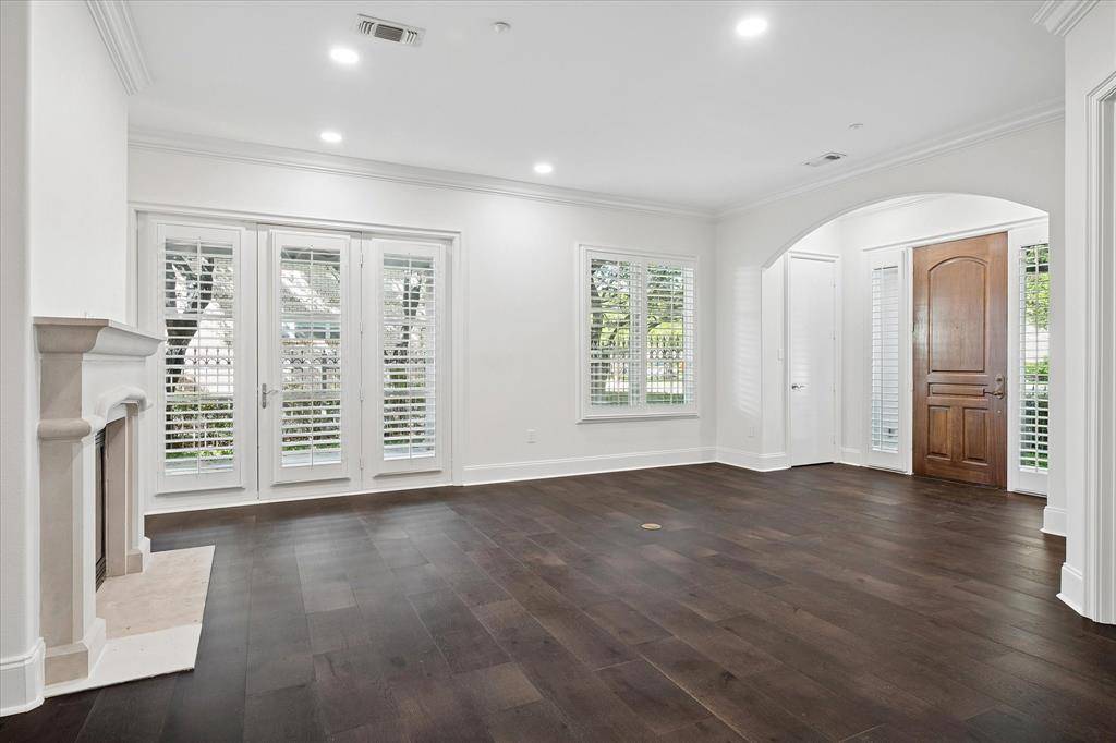 8511 Edgemere Road #102, Dallas, TX 75225