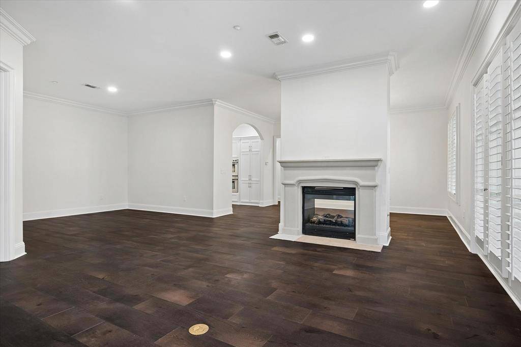 8511 Edgemere Road #102, Dallas, TX 75225