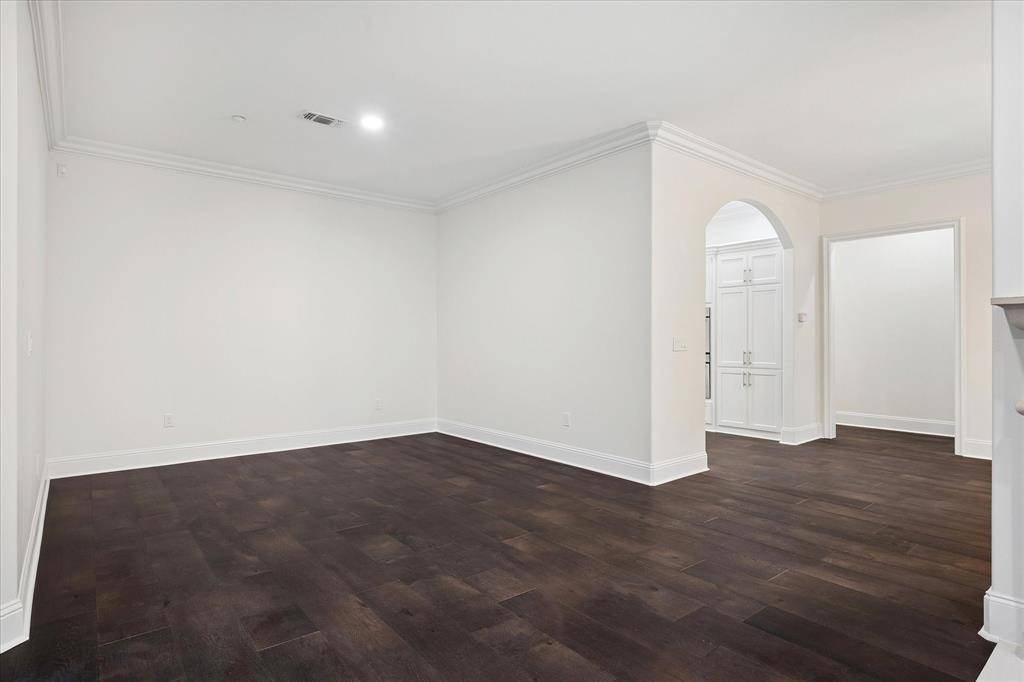 8511 Edgemere Road #102, Dallas, TX 75225