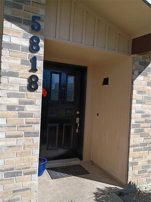 5818 Townshire Road, Garland, TX 75044