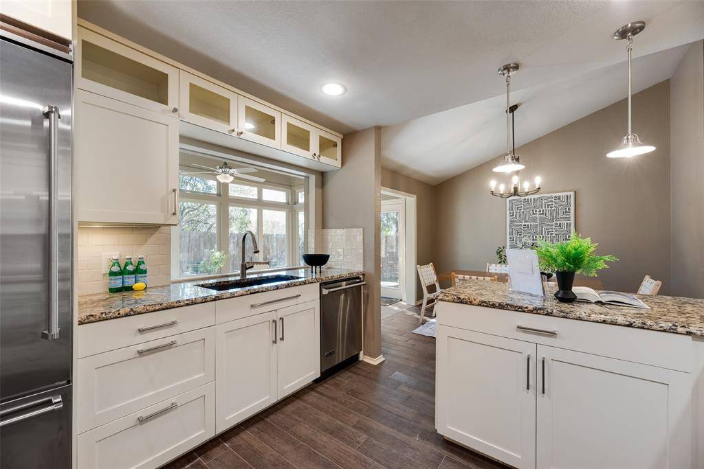 7844 High Oaks Circle, Dallas, TX 75231