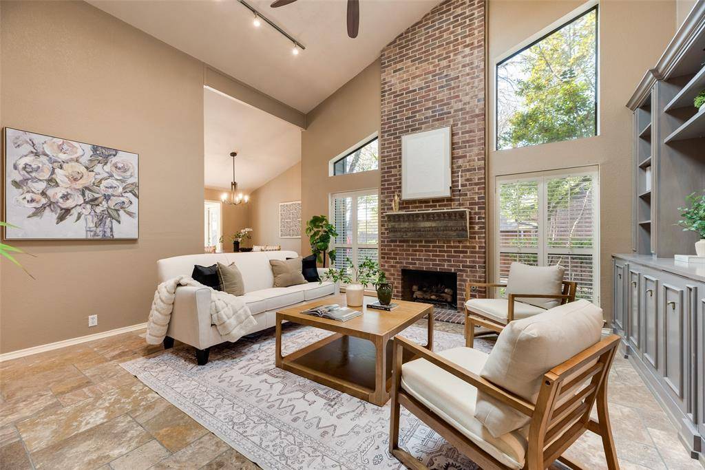 7844 High Oaks Circle, Dallas, TX 75231