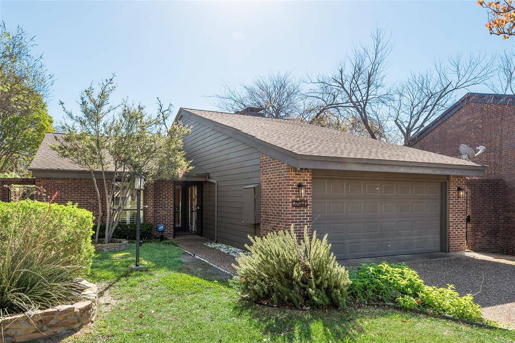 7844 High Oaks Circle, Dallas, TX 75231