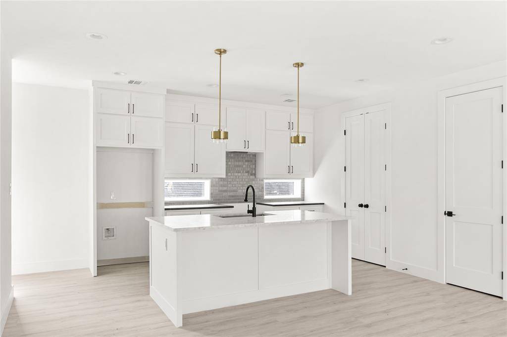 4711 Sylvester Street, Dallas, TX 75219