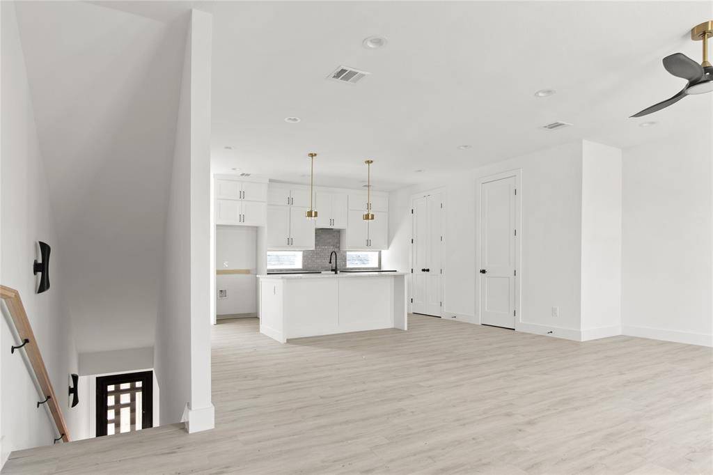 4711 Sylvester Street, Dallas, TX 75219