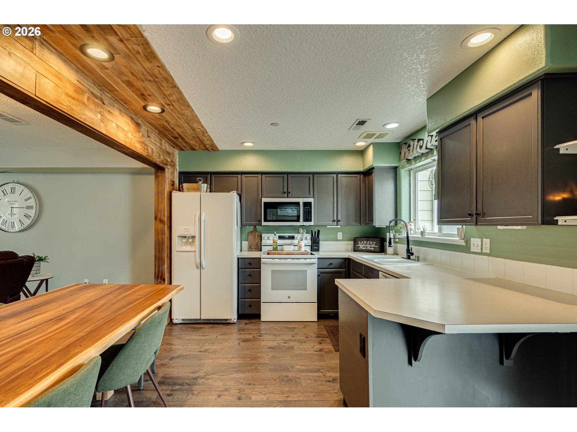 75 RIVER ROCK LN #F, Woodland, WA 98674