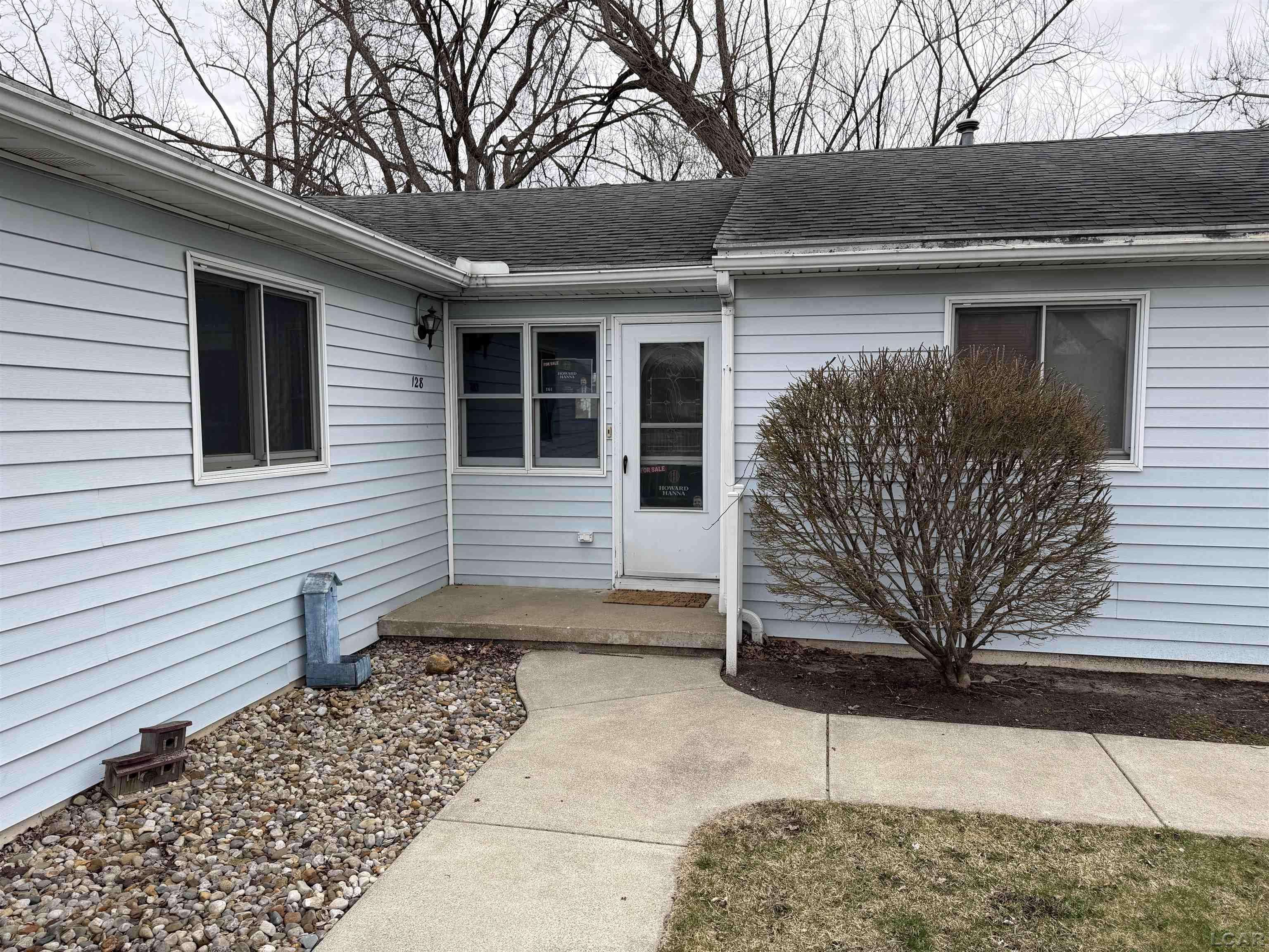 128 Irwin ST, Brooklyn, MI 49230