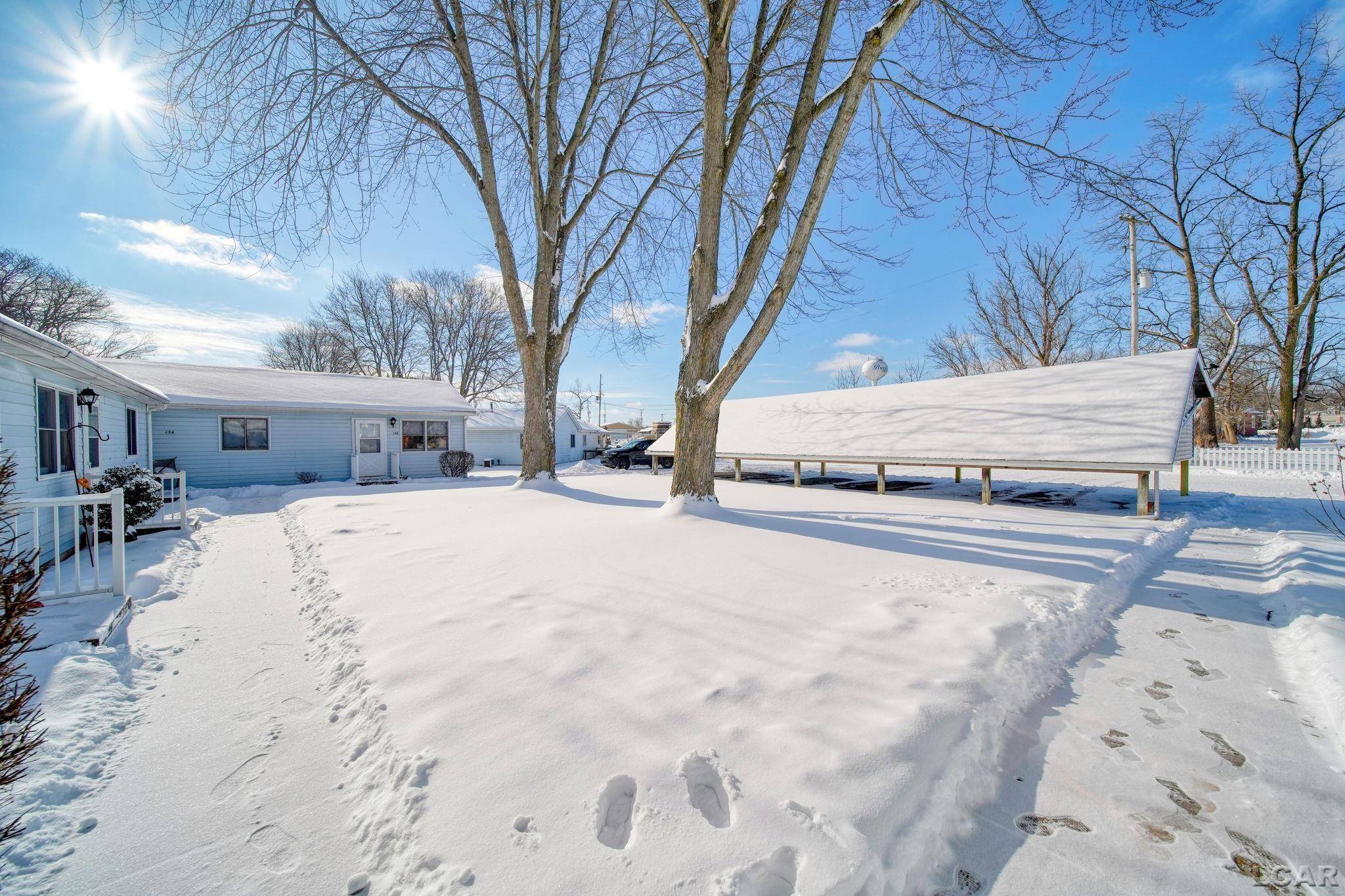 128 Irwin ST, Brooklyn, MI 49230