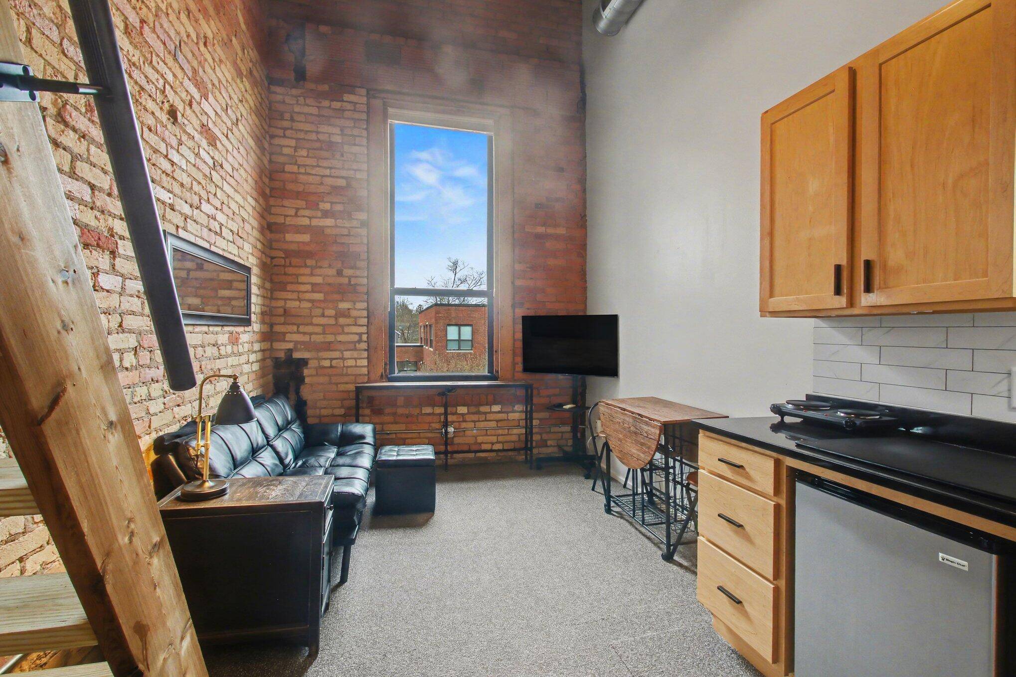 500 Erie ST #204, South Haven City, MI 49090