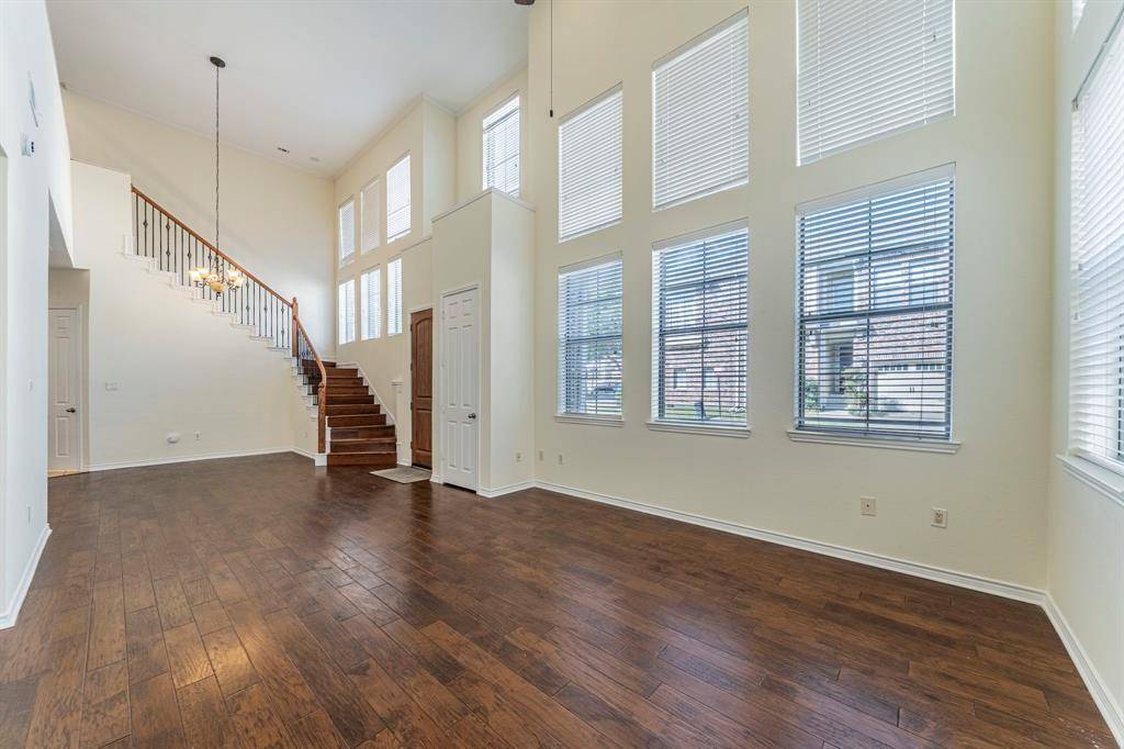 2202 Shady Vista, Richardson, TX 75080