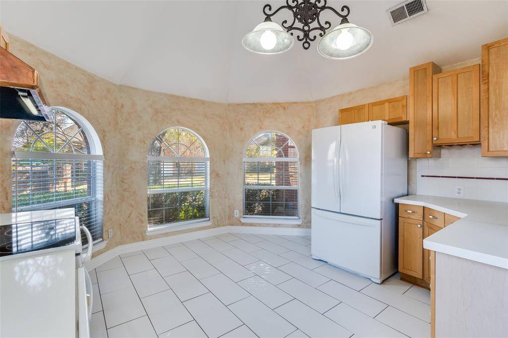 2655 Lakeforest Court, Dallas, TX 75214