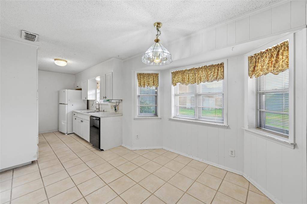 2903 Ashbury Drive, Arlington, TX 76015