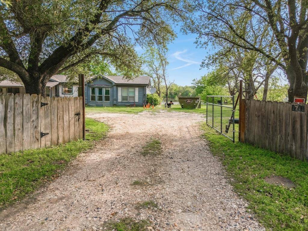 1711 County Road 0070, Corsicana, TX 75109
