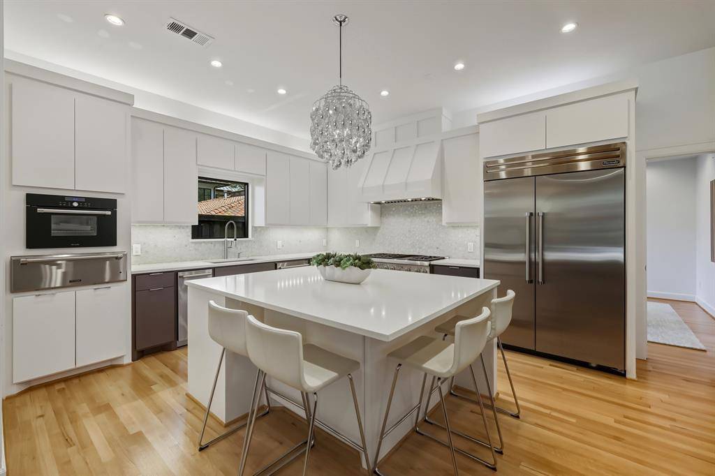 7211 Tokalon Drive, Dallas, TX 75214