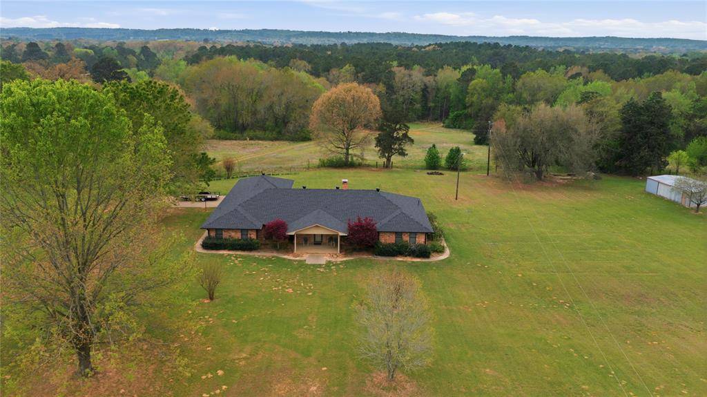 17804 CR 4235, Frankston, TX 75763