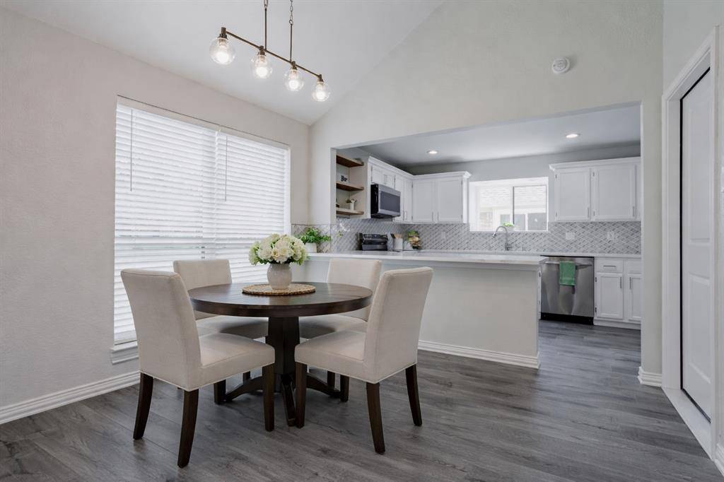 3617 Knights Bridge Drive, Rowlett, TX 75088