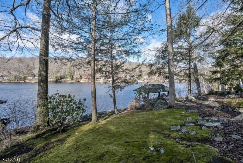 26 Short Road, Bloomingdale Boro, NJ 07420