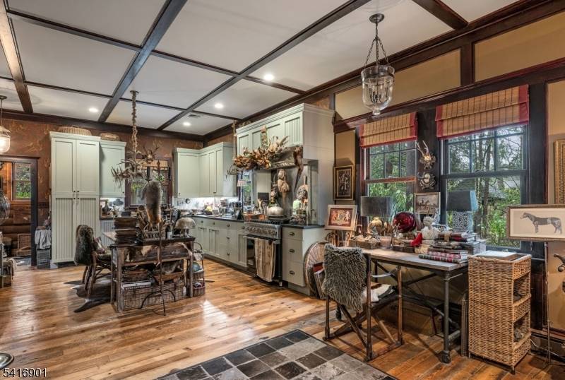 26 Short Road, Bloomingdale Boro, NJ 07420