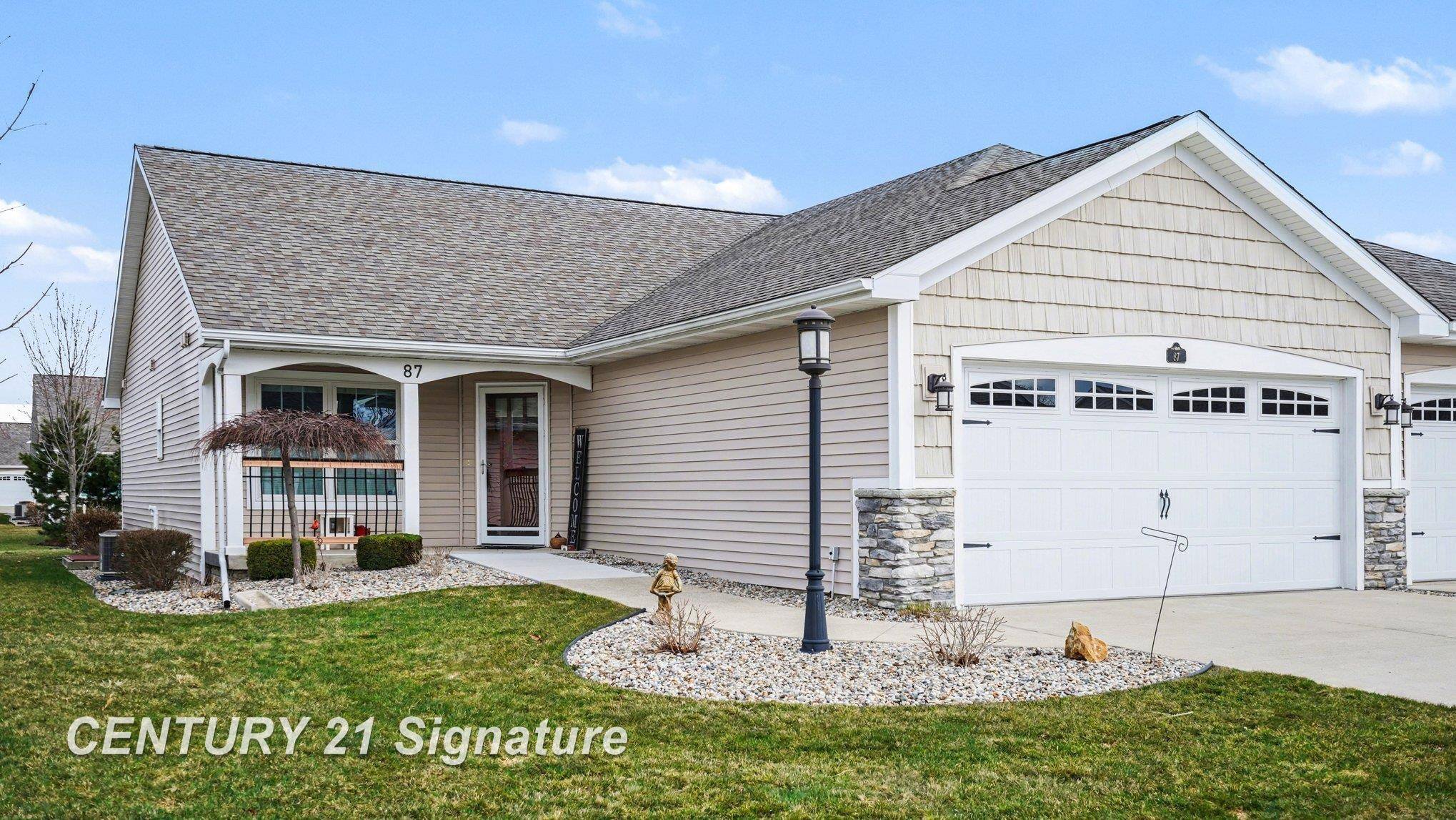 87 Tuscany CIR, Saginaw Twp, MI 48603