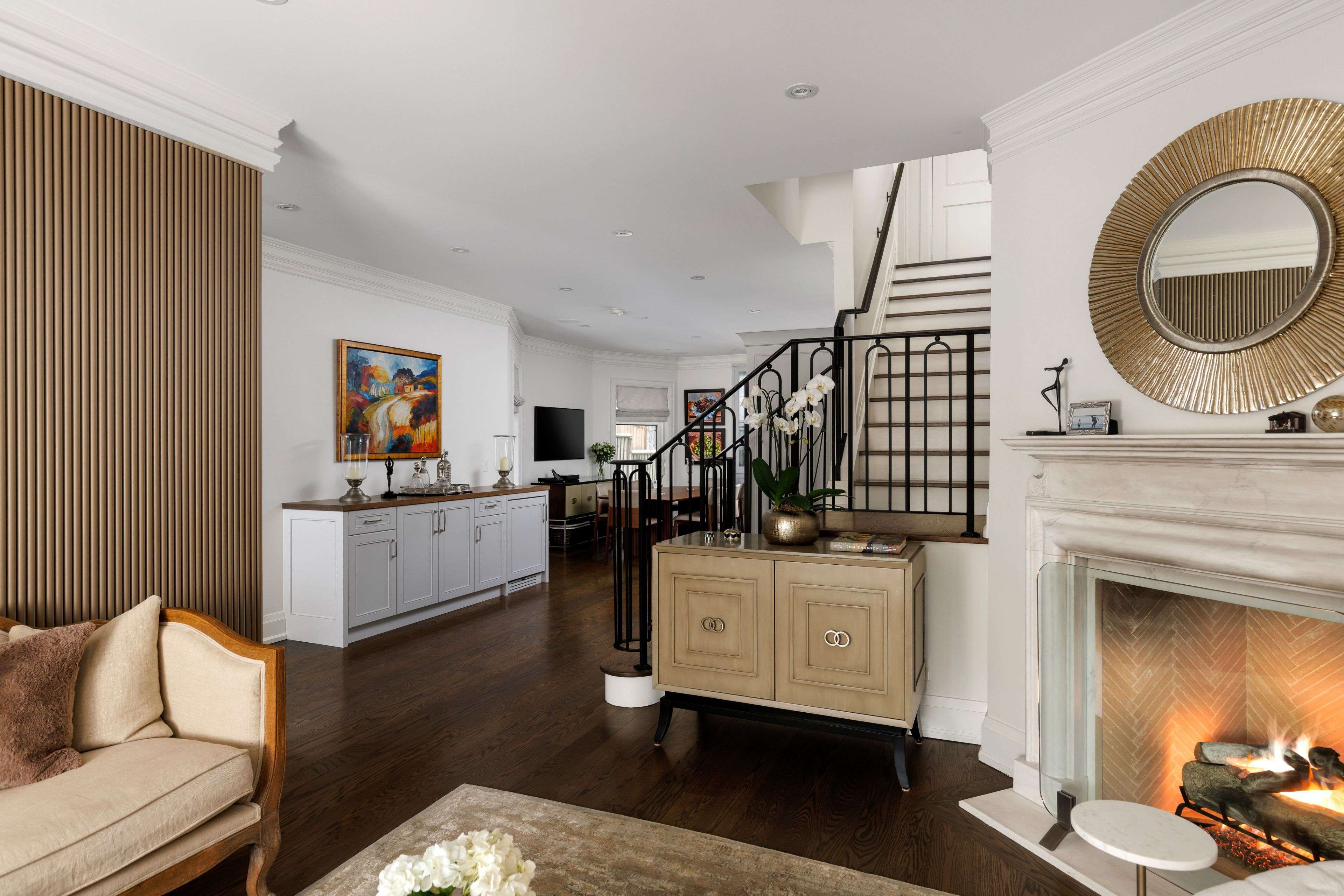 106 Highland AVE, Toronto C09, ON M4W 2A6