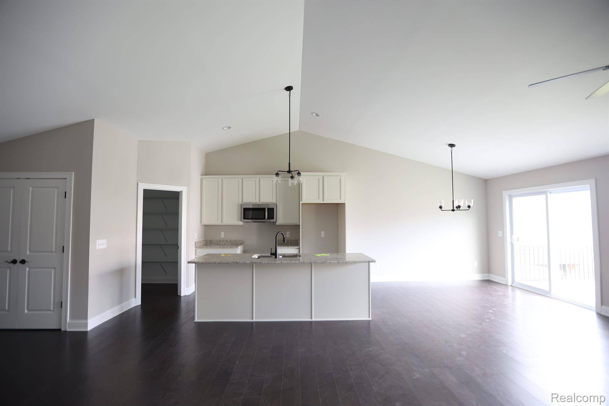 210 Canyon Creek CT #2, Marion Twp, MI 48843