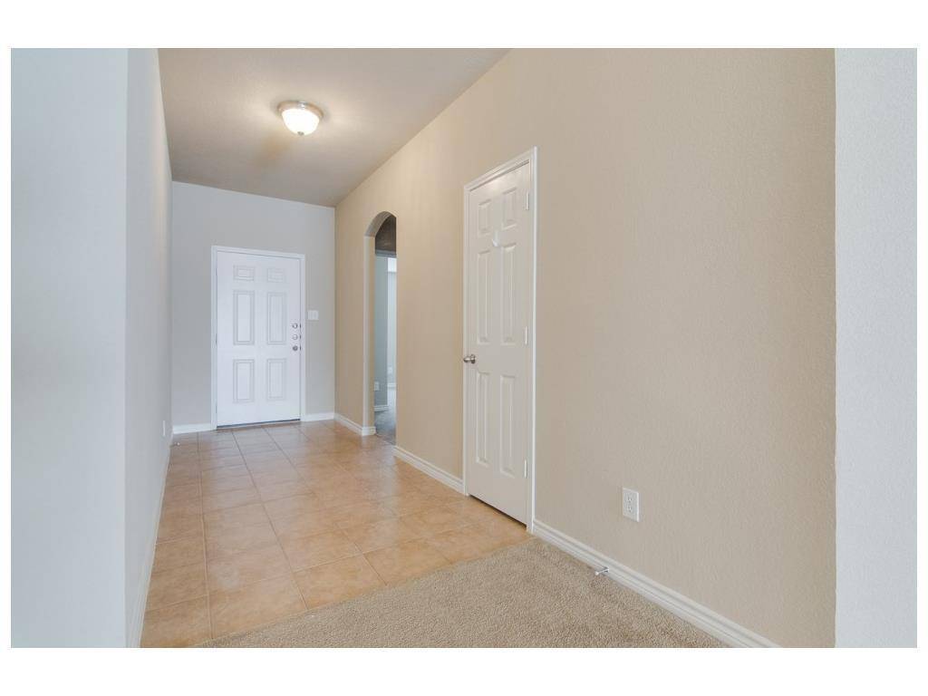 9117 Nathan Drive, White Settlement, TX 76108