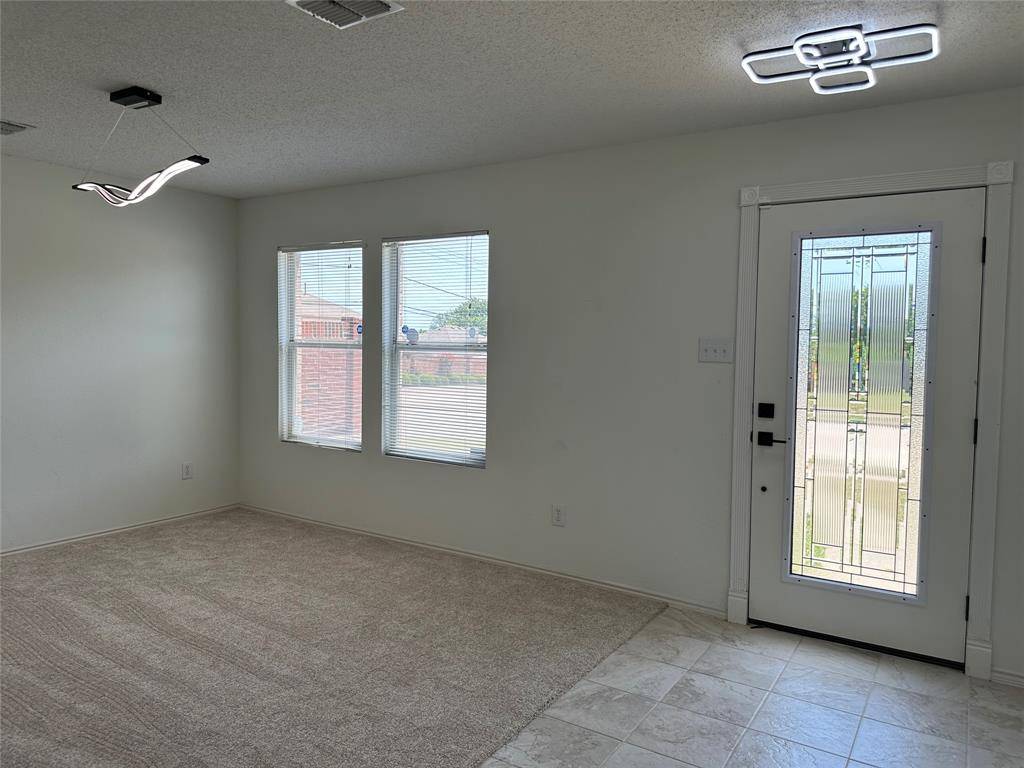 765 Lowe Drive, Cedar Hill, TX 75104