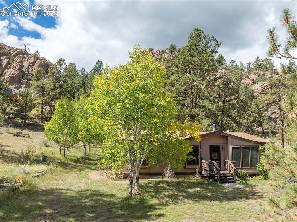 1828 Sioux RD, Florissant, CO 80816