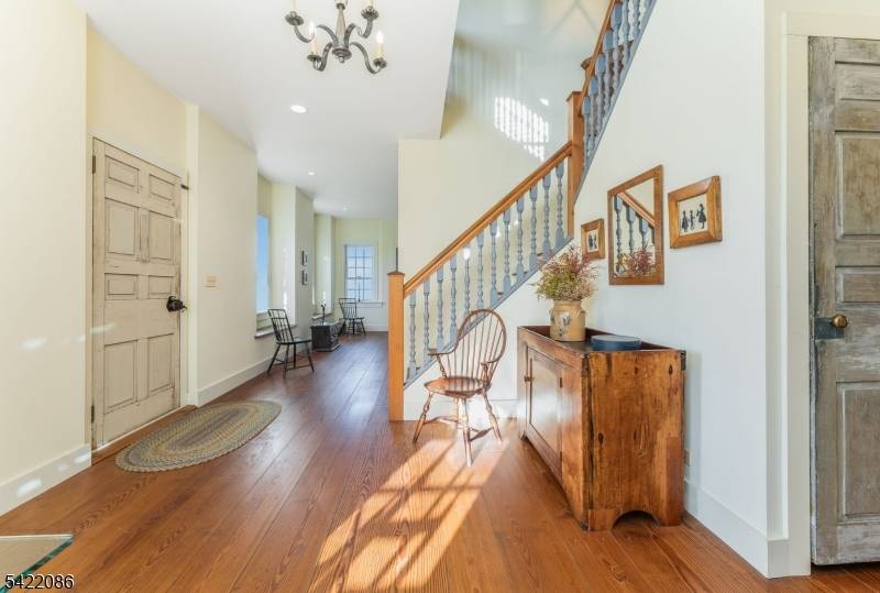 348 Rosemont Ringoes Rd, Delaware Twp., NJ 08559