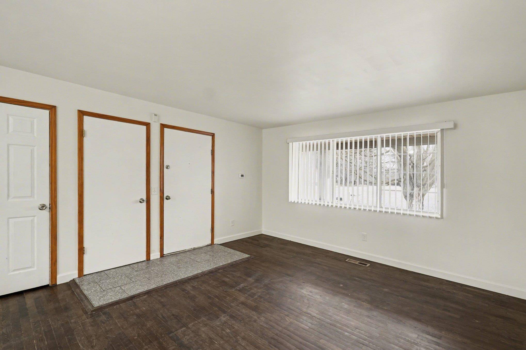 3505 Ridgecliffe DR, Flint Twp, MI 48532