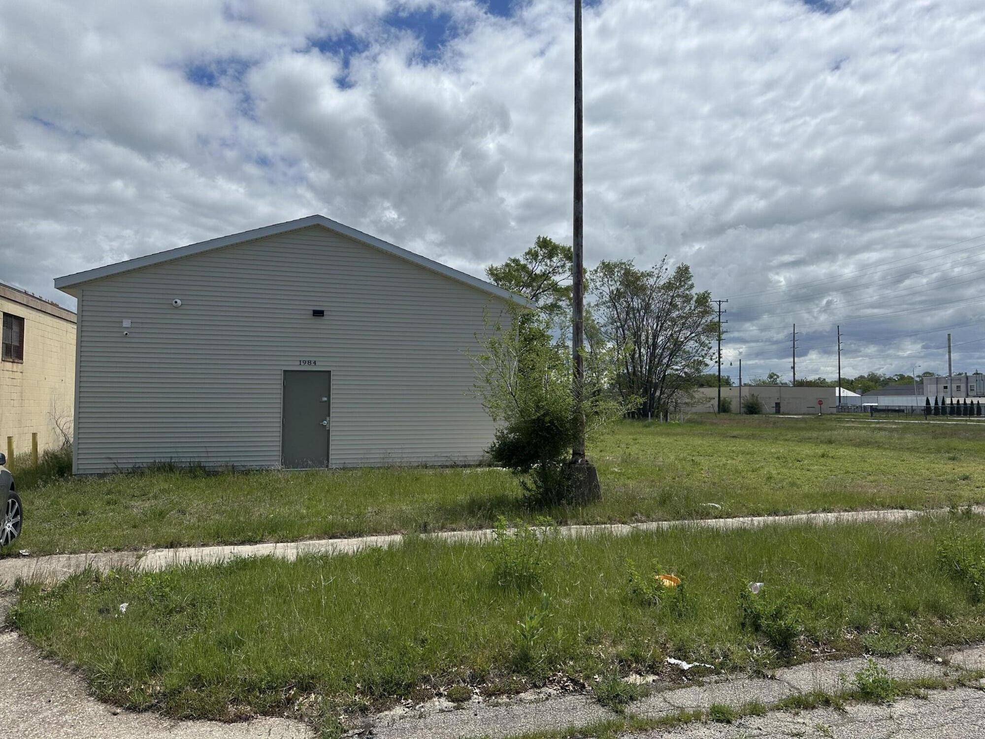 1984 Jefferson ST, Muskegon City, MI 49441