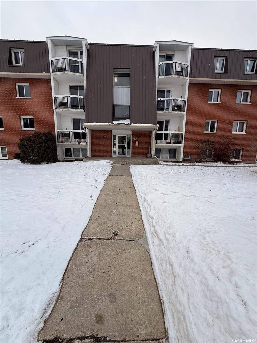 47 Centennial STREET #24, Regina, SK S4S 6P8