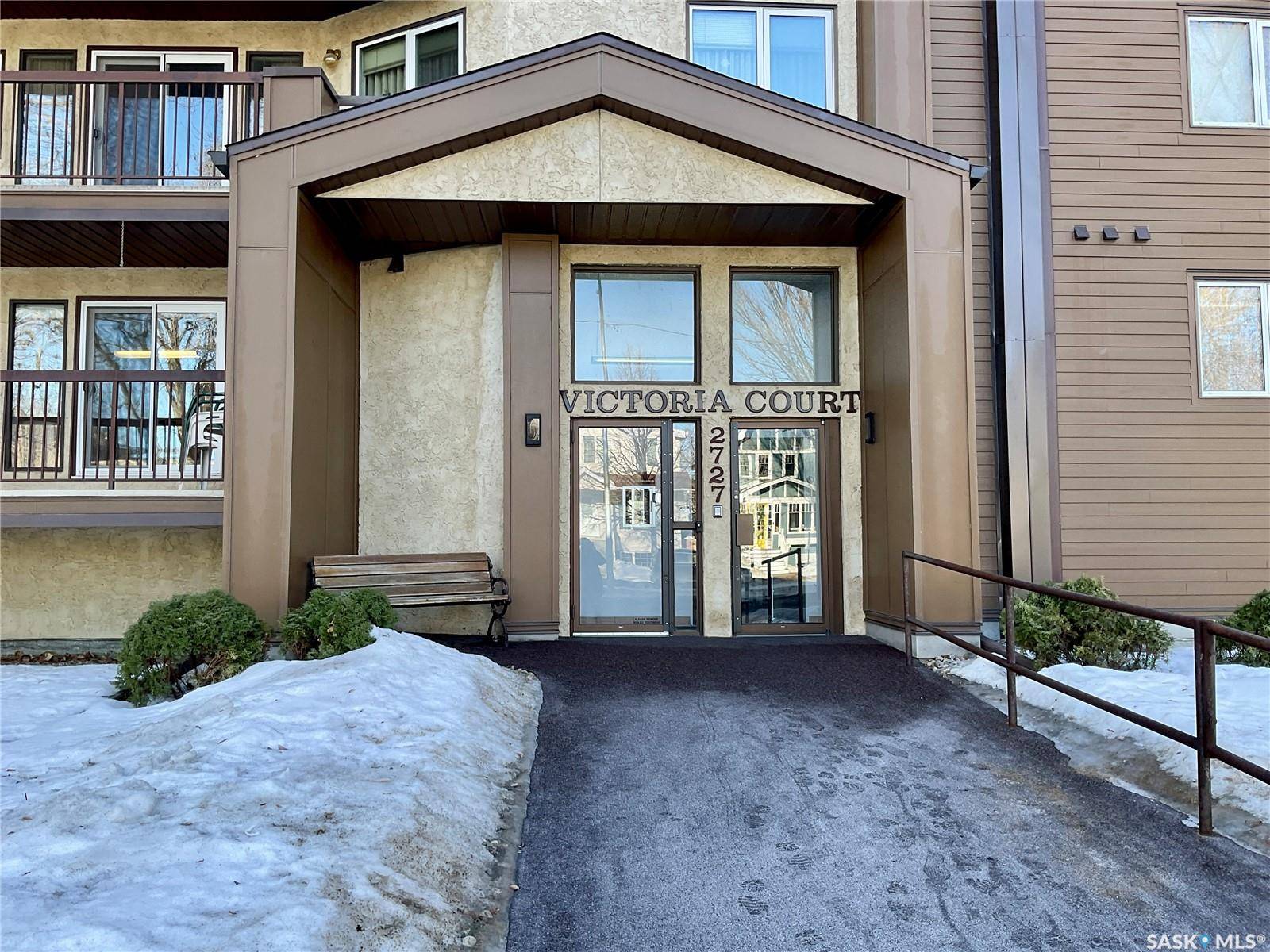 2727 VICTORIA AVENUE #107, Regina, SK S4T 1K4