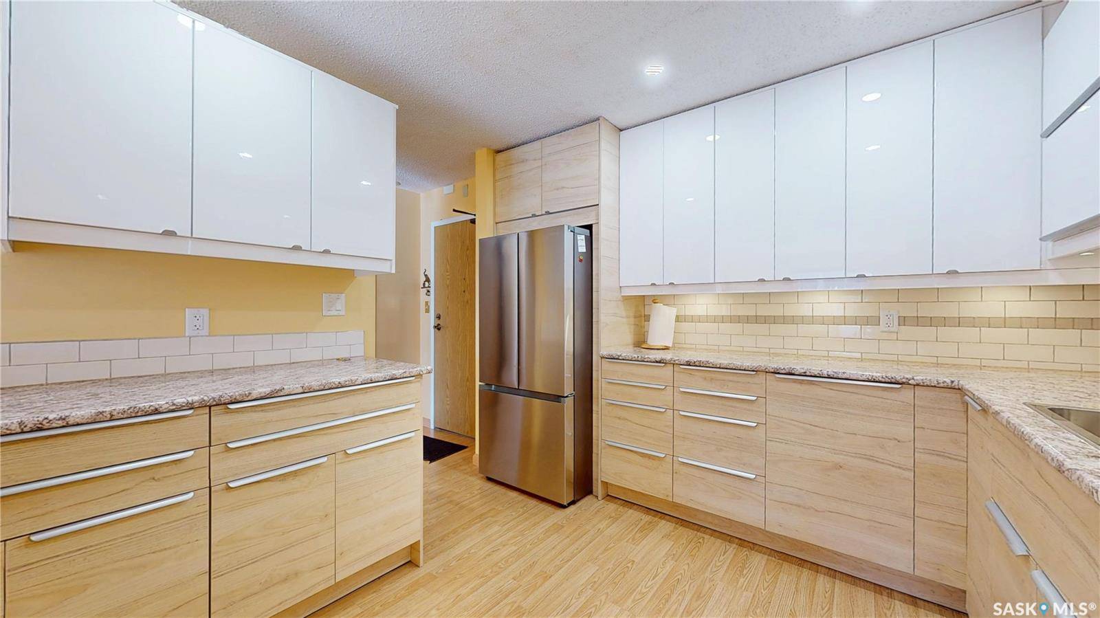 2727 VICTORIA AVENUE #107, Regina, SK S4T 1K4