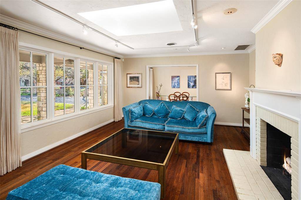 6203 Waggoner Drive, Dallas, TX 75230