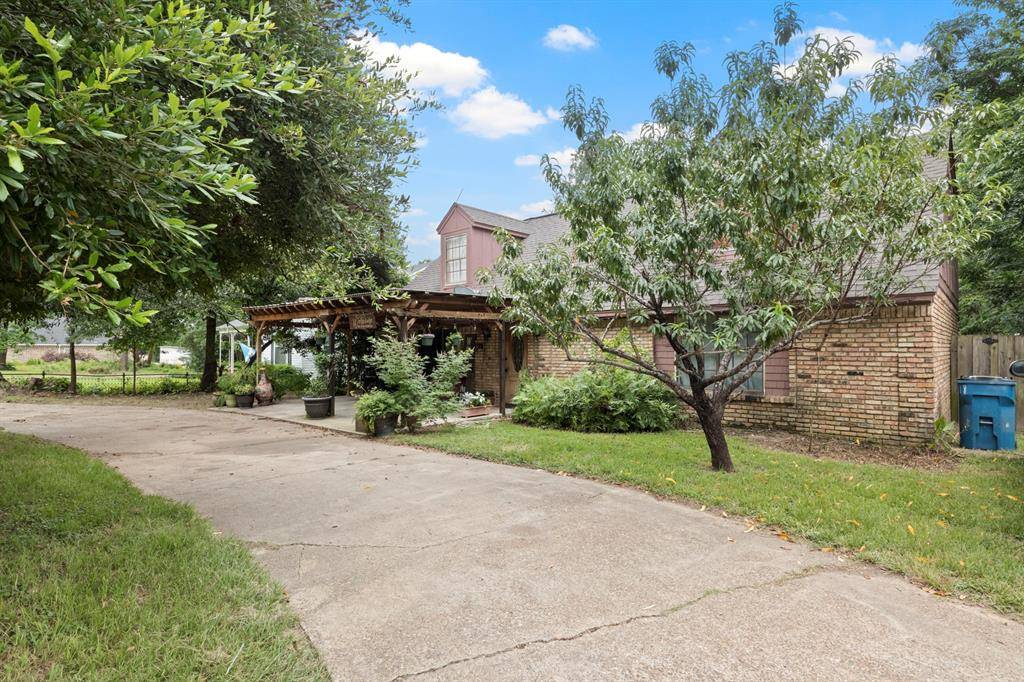 504 E 3rd, Mount Pleasant, TX 75455