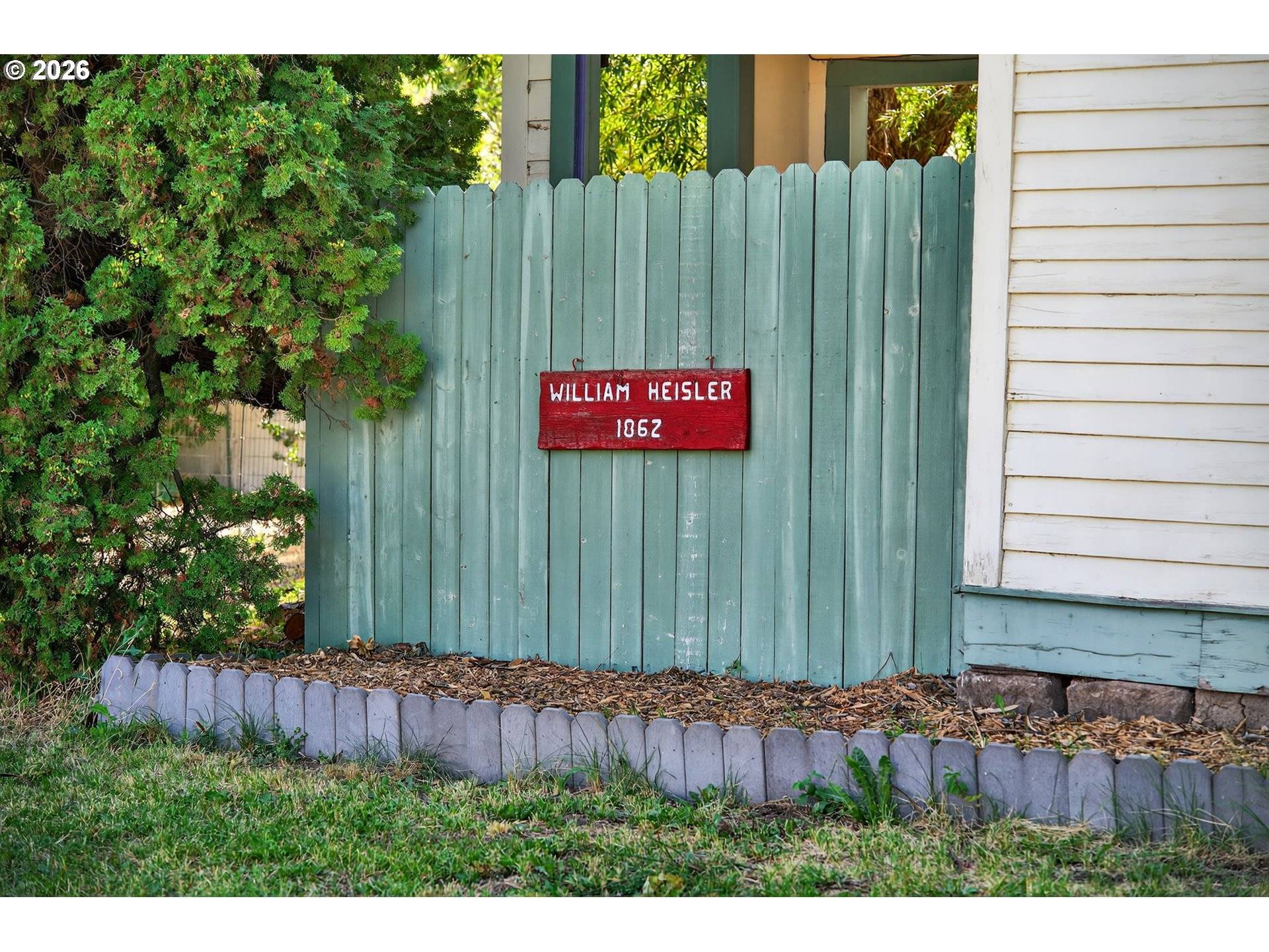 381 N MAIN ST, Dufur, OR 97021