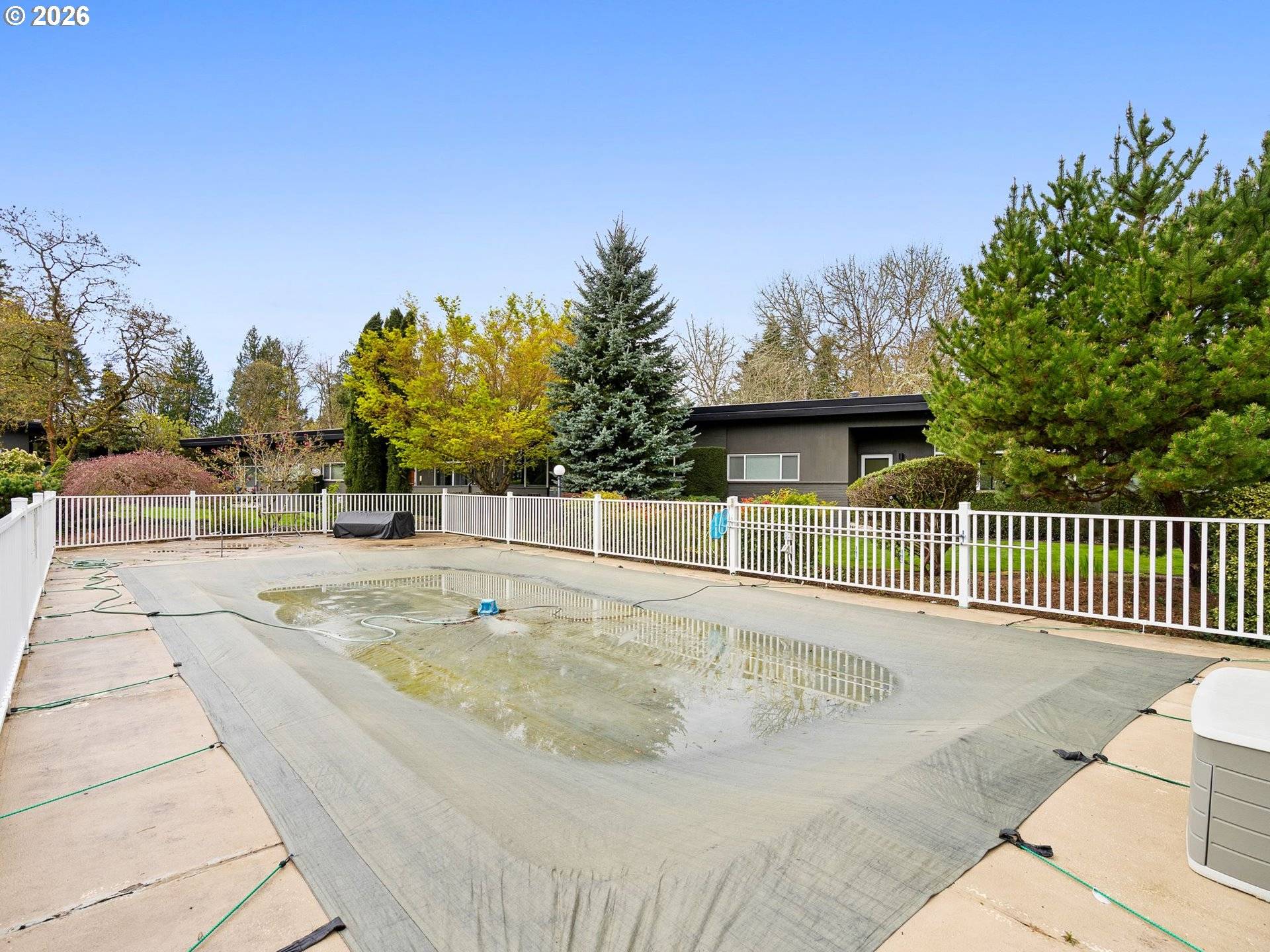 5225 SW OLESON RD #15, Portland, OR 97225