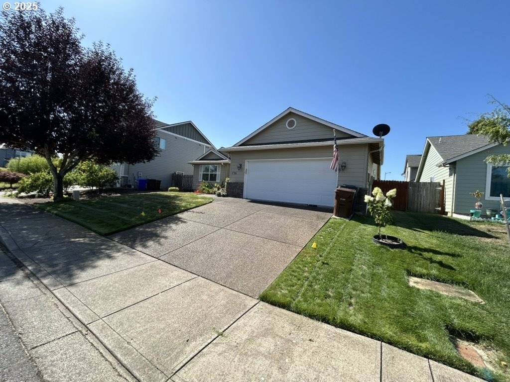 736 KELSEY LOOP, Molalla, OR 97038