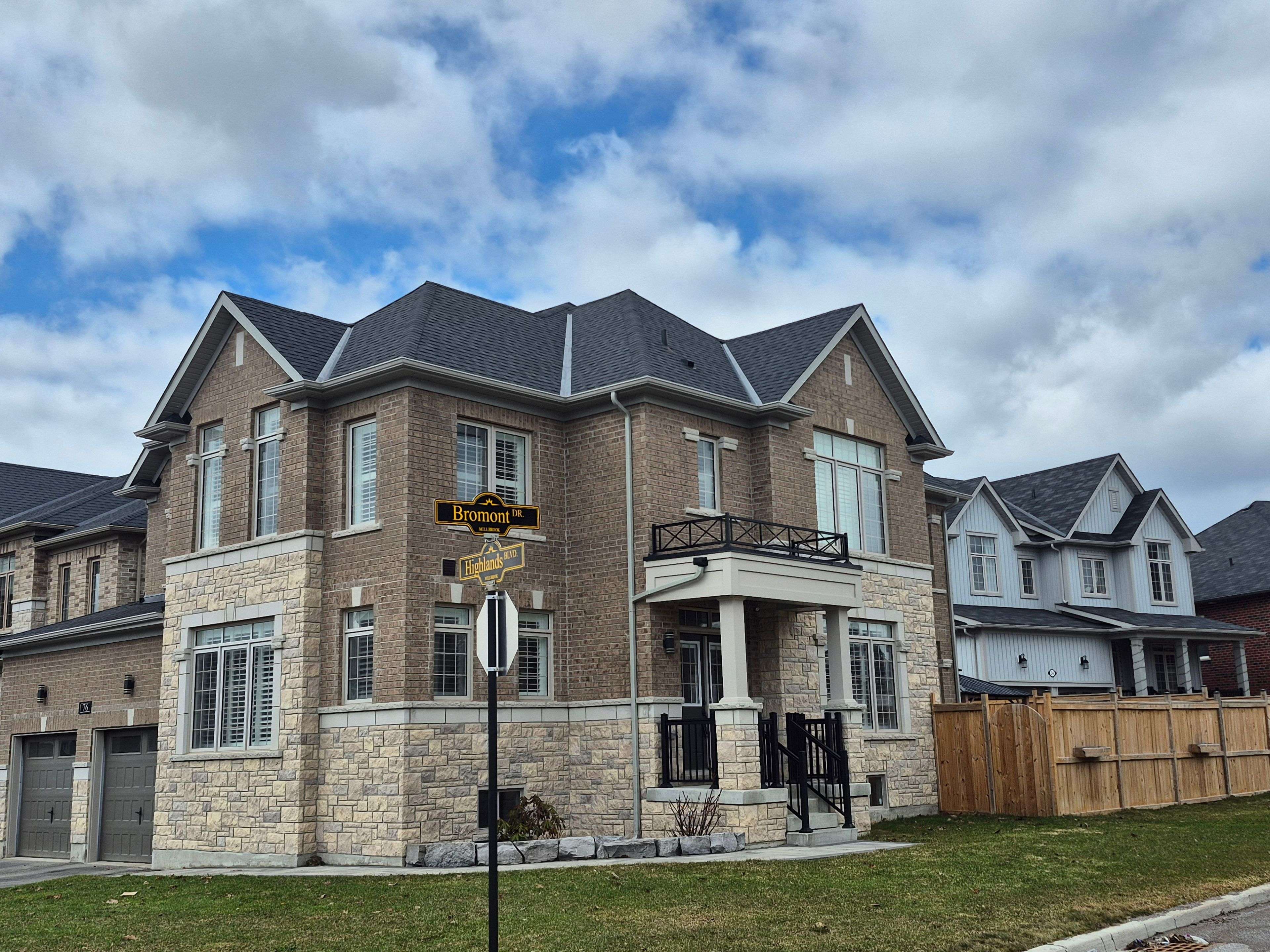 76 Highlands BLVD, Cavan Monaghan, ON L0A 1G0