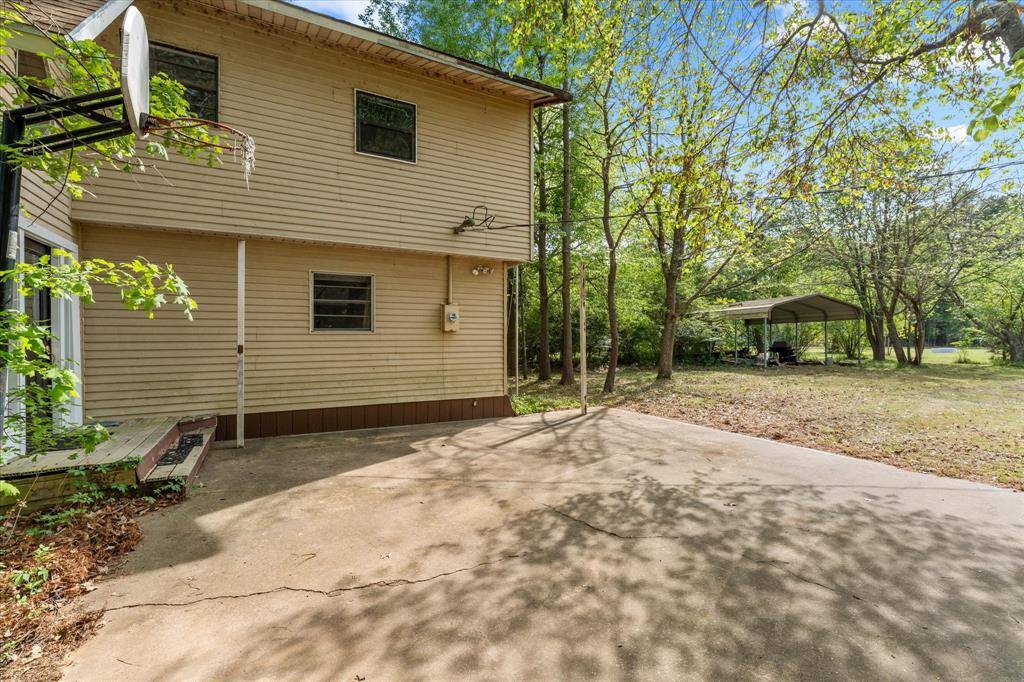 405 Triple S Drive, Mount Vernon, TX 75457