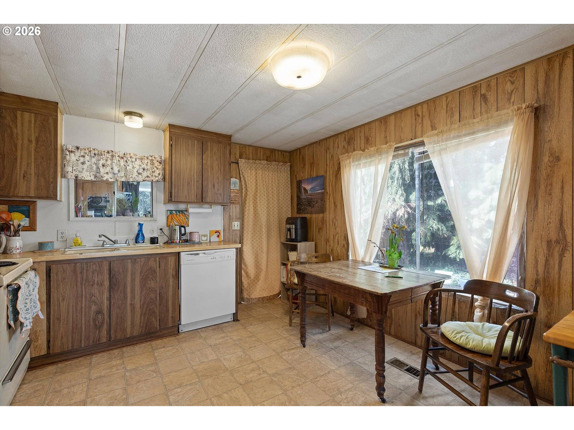 33986 MOBILE LN, Scappoose, OR 97056