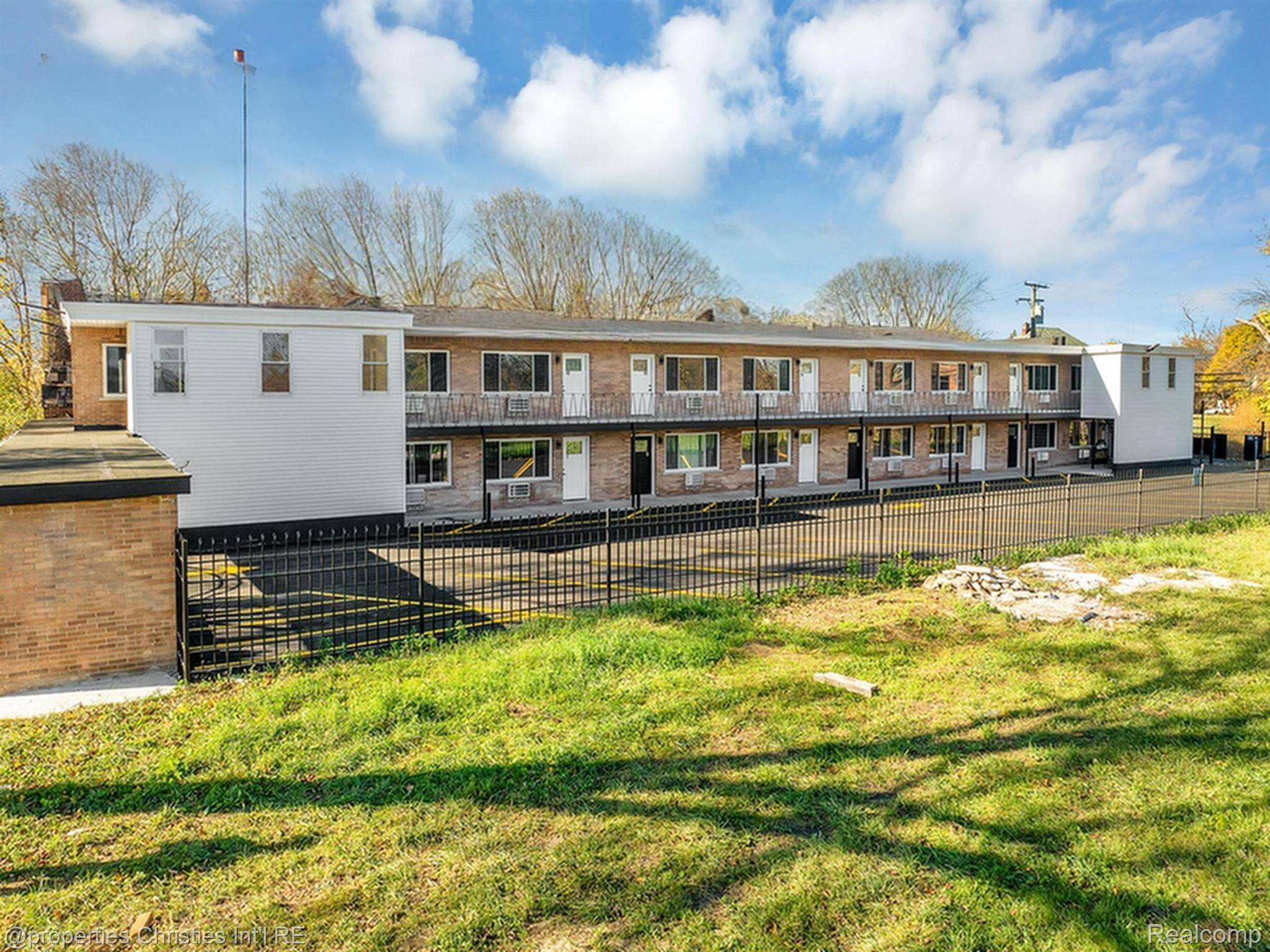 44 HIGHLAND ST #8, Highland Park, MI 48203