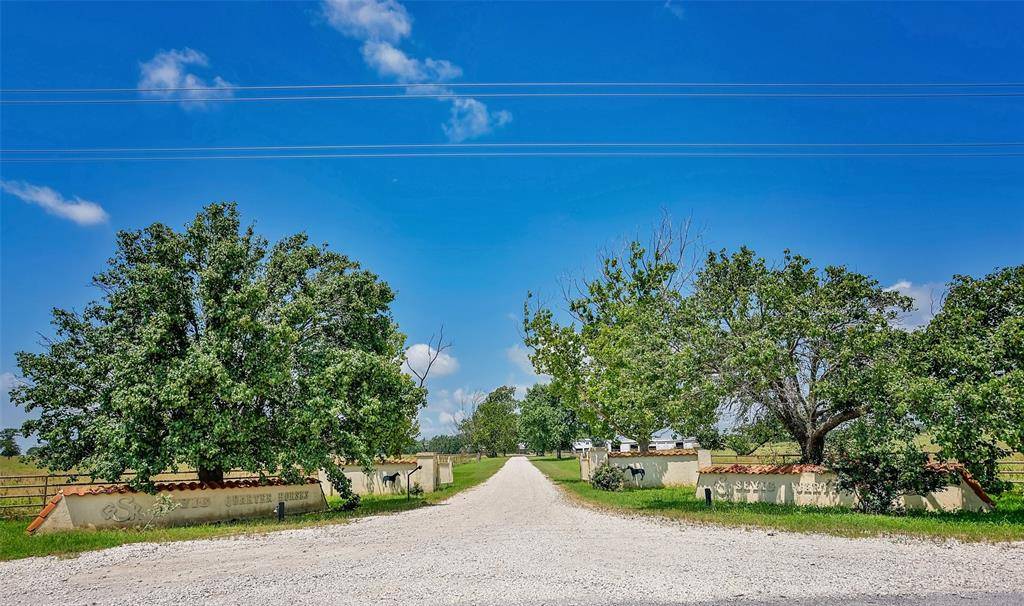 3561 NEELY Trail, Valley View, TX 76272