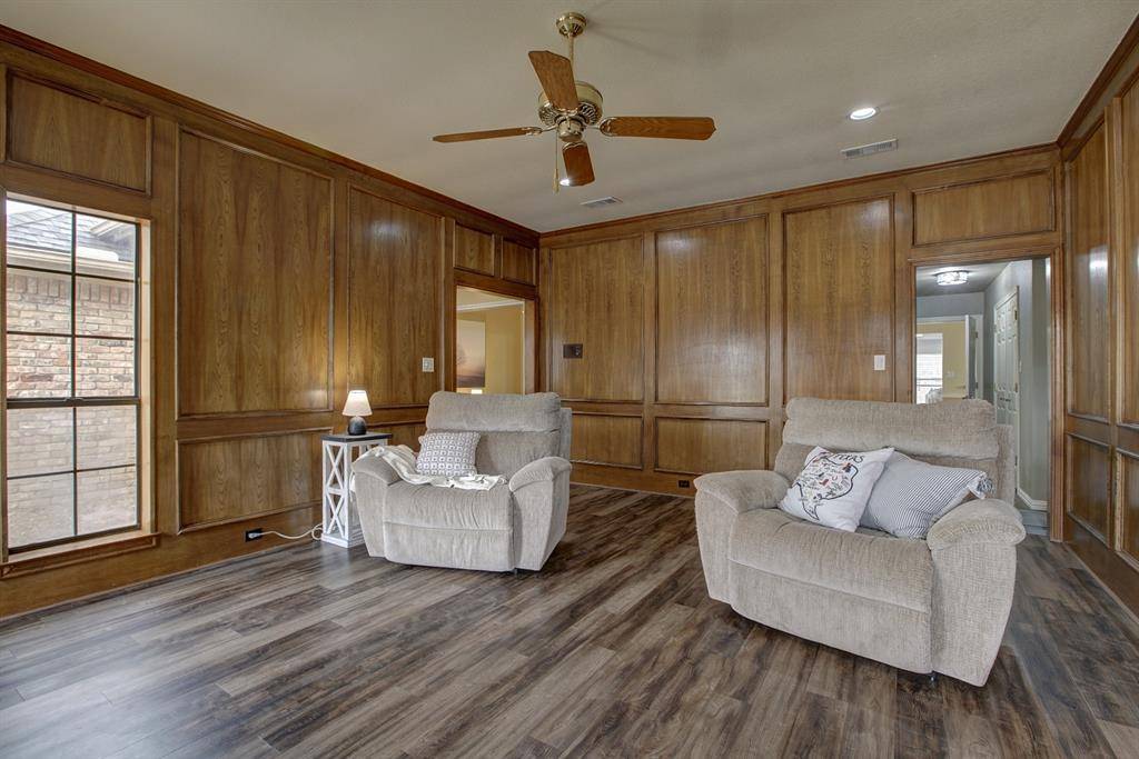 1413 Wagonwheel Court, Irving, TX 75061