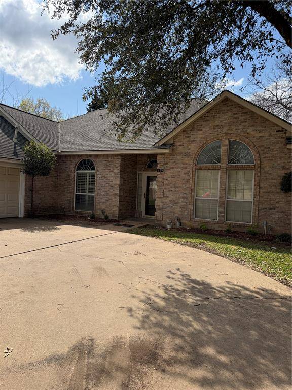 629 N Parks Drive, Desoto, TX 75115