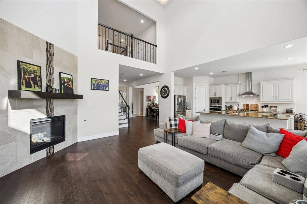 604 Shoreline Ridge Drive, Little Elm, TX 75068