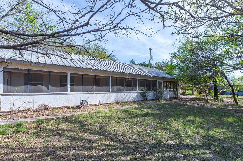 749 Cedar Street, Buffalo Gap, TX 79601