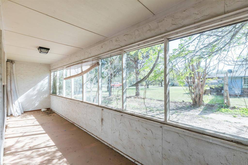 749 Cedar Street, Buffalo Gap, TX 79601