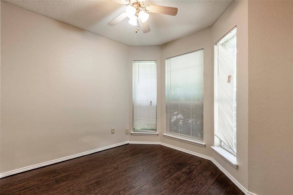 845 Applewood Drive, Cedar Hill, TX 75104